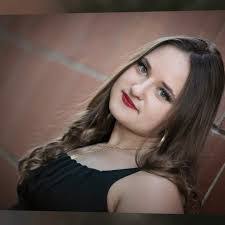 Karen Pyle's Instagram, Twitter & Facebook