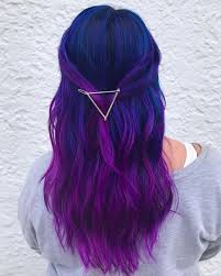 There is something about purple hair that just looks stunning. Ideen Fr Blaue Und Lila Haarfarben Hair Blaue Fr Haarfarben Hair Ideen Lila Und Purple Ombre Hair Hair Styles Cute Hair Colors
