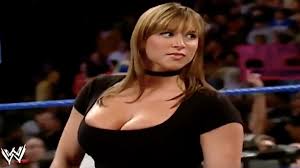 #wwe #wweraw #wwesmackdown #wwefunny #wwefails #realscenes #wrestlemania2019 Stephanie Mcmahon S Reaction When Her B00bs Popped Out On Live Tv
