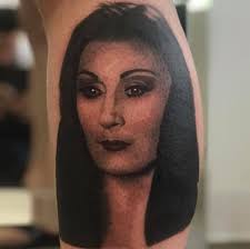 Orange Blossom Tattoo Studio is offering a free $300 credit towards a  tattoo. You need to share this post, like it, and comment done. This is for  Florida residents or if your