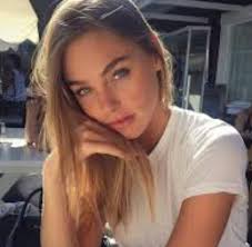 Good morning. Are there any businesses/people offering pet sitting services  in the area please? Thanks