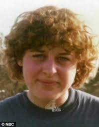 By signing up, i agree to the terms and privacy policy and to. Ellen Degeneres Shows Off Embarrassing Old Photos Of Her Curly Brunette Days Daily Mail Online