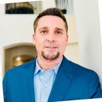 Casey Luna's Instagram, Twitter & Facebook