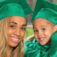 Amanda Shold's Instagram, Twitter & Facebook