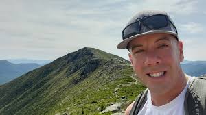 Hiker seeking car spot for Zealand-Bonds traverse