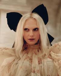 Translating @marcjacobs whimsical and dramatic vision to video, of BEAUTY  as defined by harmony, form, color, proportion, and authenticity. Oversized  bows, delicate materials, and dreamlike soundtrack took center stage  against the spectacular