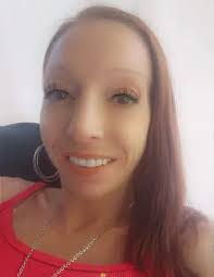 Amanda Cornwell's Instagram, Twitter & Facebook