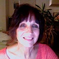 Noelle Fowler's Instagram, Twitter & Facebook