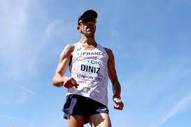 Verdensrekorder i friidrett må ratifiseres gjennom en godkjenningsprosess i det internasjonale friidrettsforbundet før den blir offisielt gjeldende verdensrekord. My Greatest Challenge Yohann Diniz Series World Athletics