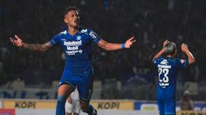 Sebelum memperkuat persib, ia sudah memiliki pengalaman menjebol gawang skuat macan kemayoran. Jadi Top Scorer Liga 1 2020 Dan Bawa Persib Ke Puncak Klasemen Wander Luiz Singgung Bobotoh Tribun Wow