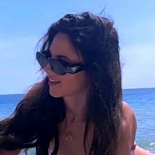 Nadia Bitar (@nadiajbitar) • Threads, Say more