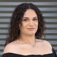 Alexandra Ellen's Instagram, Twitter & Facebook