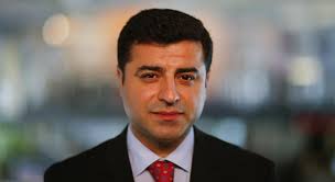 7 eylül 2018'de selahattin demirtaş'a terör örgütü propagandası yapmak suçundan 4 yıl 8 ay hapis cezası verildi. Hdp Nin Adayi Selahattin Demirtas Son Dakika Haberleri