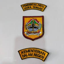 Lambang jawa timur berbentuk perisai dengan bentuk dasar segi lima. Bet Seragam Pemda Provinsi Jawa Tengah Shopee Indonesia
