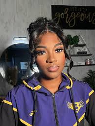 Soft glams are the most requested🎀 Skin like butter! May appointments are  available to book⬇️ https://Majesticcosmetics.as.me/