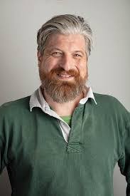 Chris Debarr's Instagram, Twitter & Facebook