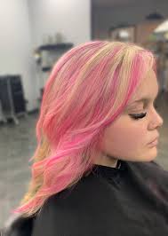 Hi, Was wondering if there is any whakatane dance groups that run classes  in the evenings?