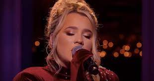 Gabby Barrett First Noel National Christmas Tree Lighting 2022 The First Noel' Gabby Barrett Performs At Cma Country Christmas -  Inspirational Videos