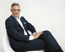 Richard Thomas Clothing