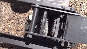 Homemade rock jaw crusher plans combisped diy small jaws stone crusher mayukhportfolioplans to make small chain rock ore crusher youtube10 jun how to build a free home made rock crusher the diy jaw crushergold refining forum mar 05 2016 im in denver and i have a home made jaw crusher it. Homemade Rock Crusher Diy Hand Powered Crushes Gold Quartz Ore Rock To Gravel Jaw Crusher Dokterandalan