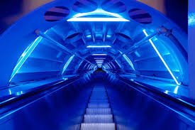 The atomium is a remarkable, some would say bizarre, building and is often regarded as the symbol of brussels, belgium. Atomium In Brussel Belgien Franks Travelbox