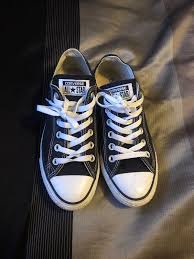 Black And White Converse Womens Size 7 Gentle Used Black Converse Size 7 In Women S And 5 In Men S Converse Chucks Converse Black Converse