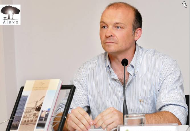 sobre Alejandro Martínez García - Alexo Ingeniería