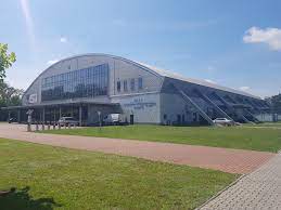 Gdybym mógł kogoś prosić o wstawienie aktualnego składy drużyny na sezon 2019/2020. Hala Azoty Wikipedia