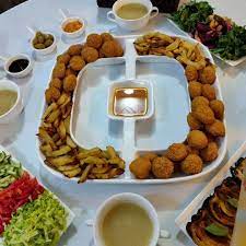 سحر الترتيب العراقية on instagram جمعة مباركة احبتي في الله ربي يطرح البركة والخير في حياتكم احنا تغدينا فلافل تقشف الراتب وماشابه اخت food breakfast waffles