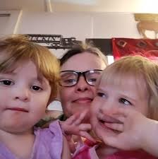 Where to find a job that offers CDL license training?