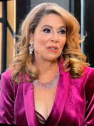 From the American Horror Story (@ahsfx) days, Leslie with one of his  favorite actors of all time, @mssarahcatharinepaulson.