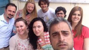 Tartışma sırasında ünal terzi, doğan a.'yı göğsünden iterek yere devirdi. Manchester City Ye Transfer Olan Enes Ailesiyle Vedalasti