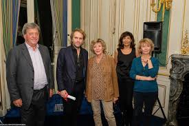 Florian zeller, né dans le 15e arrondissement de paris, est un écrivain, dramaturge, scénariste et parolier français. Florian Zeller A La Sacd Pour Recevoir Son Prix Theatre Sacd