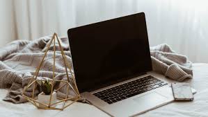 There are many things needed to climb mount everest. 10 Things You Shouldn T Have In Your Bedroom Amalia Home Collection