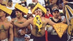 25 Wildest Fans In Sports Sports Fan Packers Fan