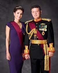 İşte ürdün kraliçesi rania'nın o çok tartışılan herkes şok oldu. Pin By Tahire O Kalender 3 Iii On Araplarin Modern Kraliyeti Iran Krali Ve Kraliceleri Queen Rania Jordan Royal Family Royal Fashion