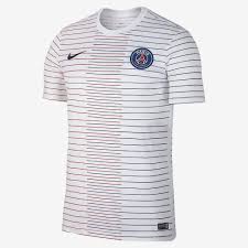 The psg home kit 2020 is completed with the dark blue shorts and socks, and both have red and white trimming. Nike 2019 20 Psg Academy Training Jersey White L Amazon In Sports Fitness Outdoors
