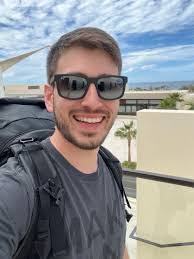 Deanna Bates's Instagram, Twitter & Facebook