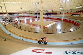 The national cycling centre was britain's first indoor olympic standard cycling track, and since it opened in 1994, is one of the world's finest and fastest indoor tracks. Track Designer And Builder Peter Junek Gets Pez D Pezcycling News