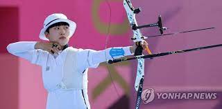 7月23日，东京奥运会射箭女子个人排位赛在东京梦之岛公园射箭场举行。 ↑ 中国选手杨晓蕾在比赛中。 ↑ 中国选手吴佳欣（前）查看成绩。 ↑ 中国选手杨晓蕾在比赛中。 ↑ 中国选手龙晓清在比赛中。 ↑ 中国选手龙晓清（右四）在比赛中。 O R3ru7rvhjnbm