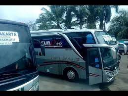 Namun buat kamu yang mau menggunakan bus budiman berikut ini informasi jadwal dan harga tiketnya. First Class Bus Budiman Tasik Bekasi Meluncur Menuju Tasikmalaya Youtube