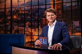 Wekelijks is de studio gevuld met slimme studenten en drie bekende nederlanders. Beau Neemt Presentatiestokje Weet Ik Veel Over Van Linda De Mol Show Ad Nl