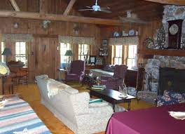 Constructed with timber off the property where it sits, the barn has the rustic charm of the early 1. Ethridge Farm Log Cabin Bed And Breakfast Kountze Texas Piney Woods Bbonline Com