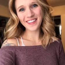 Heather Coon's Instagram, Twitter & Facebook