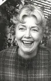 Mary Mell's Instagram, Twitter & Facebook