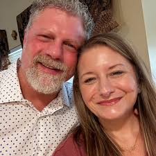 just moved here from New Orleans. Can you good folks point me to the best  king cake spot the crawfish spot best daquari spot. none of that store  bought king cake I'm