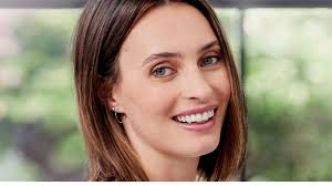 Yellow Kite unveils new Deliciously Ella cookbook