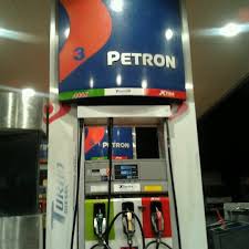 This petron station is a very popular first stop for travelers going south especially due to the spacious. Photos At Petron Gasoline Station Gas Station