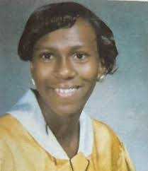 Brenda Murrell's Instagram, Twitter & Facebook