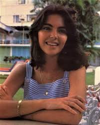 ADIVINA quién es esta bella REINA de belleza VENEZOLANA durante su  adolescencia... 👑👑👑👑🤔🤔🤔🇻🇪️💖 #MissVenezuela Está fácil!